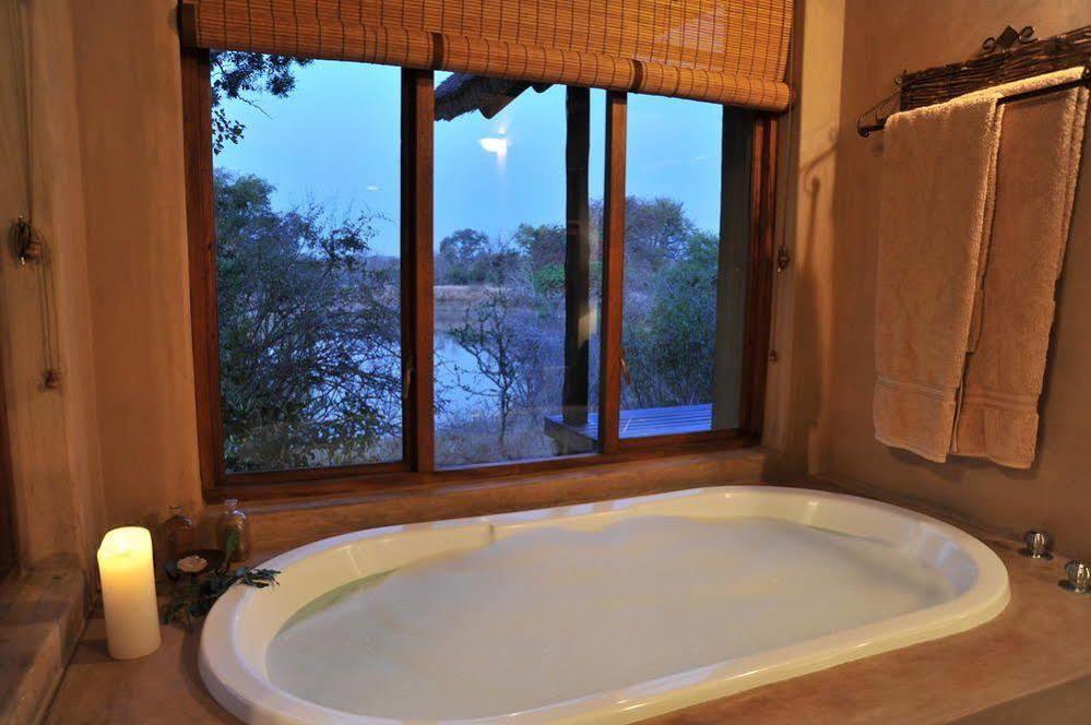 Waterbuck Game Lodge Thornybush vadrezervátum Kültér fotó